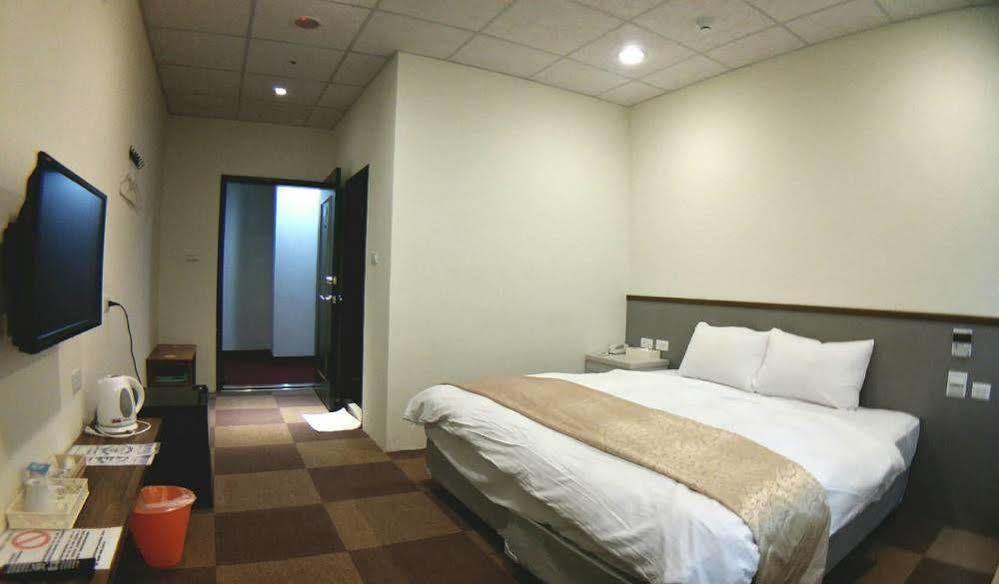 Chang Ti Metropolis Commercial Hotel Zhongli Exterior foto